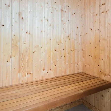 6 Person In Bjert-by Traum * Sønder Bjert